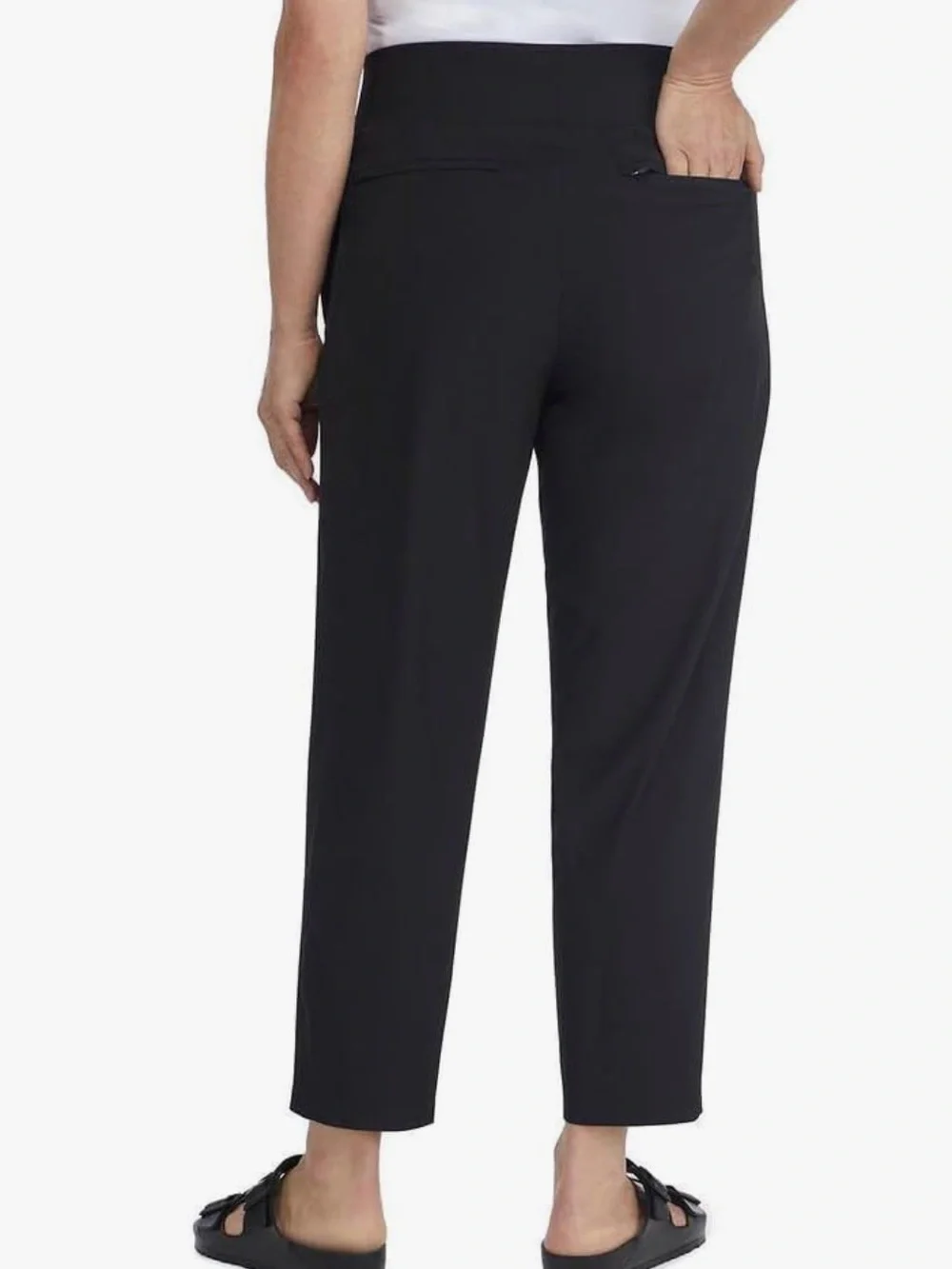 Kirkland Signature Women’s Lightweight Ankle Pant